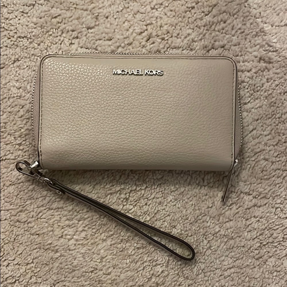 Michael Kors Beige Wristlet Wallet